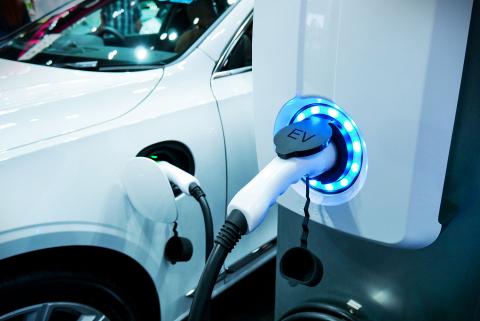 Driveco raises €250 million to become one of the European leaders in electric vehicle charging infrastructure