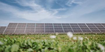 Sunly raises 200 million euros and welcomes Mirova as a new investor